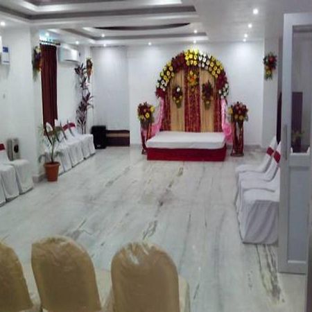 Hotel Sunview Dispur Buitenkant foto