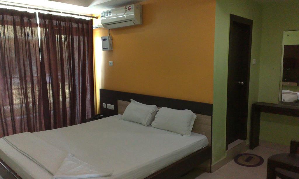Hotel Sunview Dispur Kamer foto